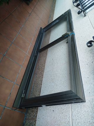 Puerta de aluminio