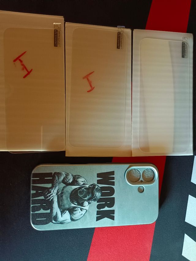 Funda iphone 16 + 3 cristales templados