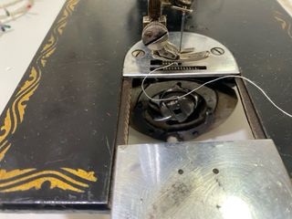 Maquina coser antigua