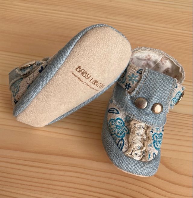 Patucos baby lobitos