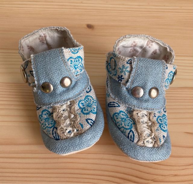 Patucos baby lobitos