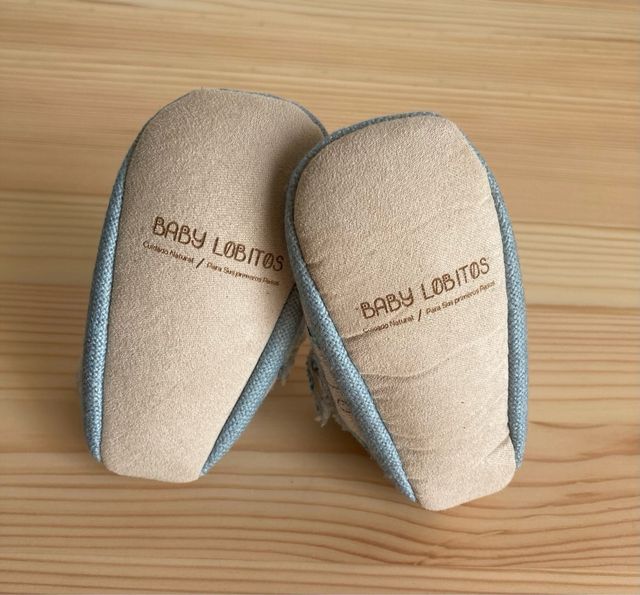 Patucos baby lobitos