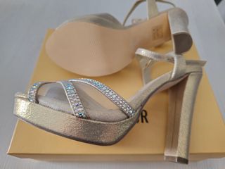 Zapatos fiesta Menbur