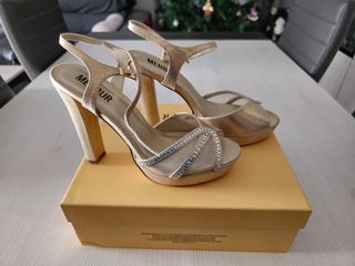 Zapatos fiesta Menbur