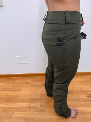Pantalon nieve volcom L nuevo