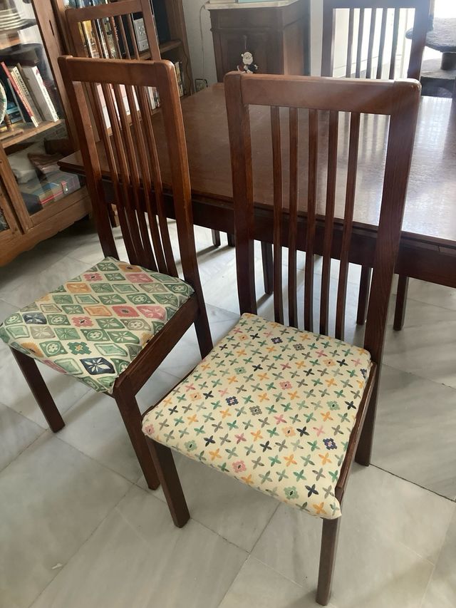 Mesa comedor extensible y 6 sillas para reparar