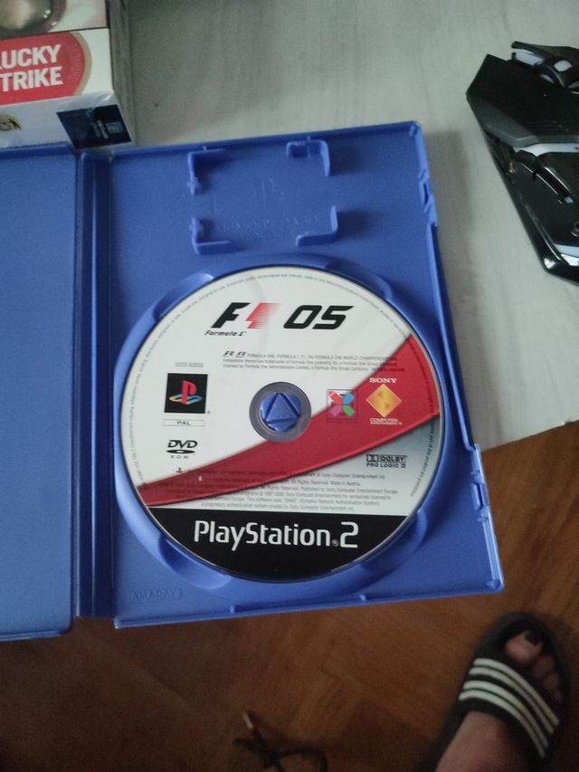 Lotto 3 Giochi PS2 2 Soccer + F1 05