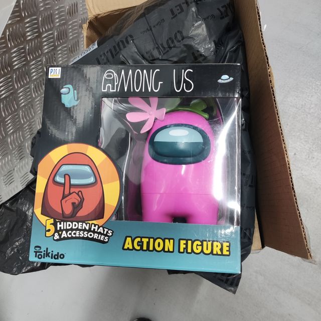 Among us rosa action figure