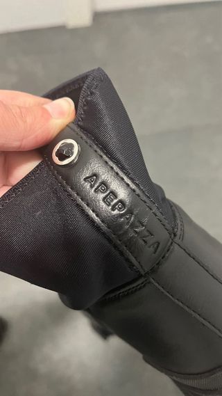 Botines negros de piel de Apepazza
