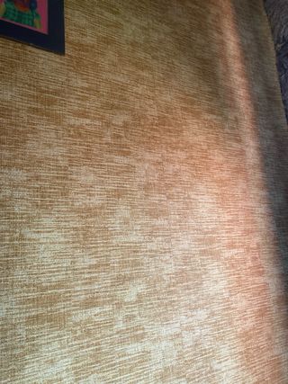 rollo papel pintado amarillo /dorado