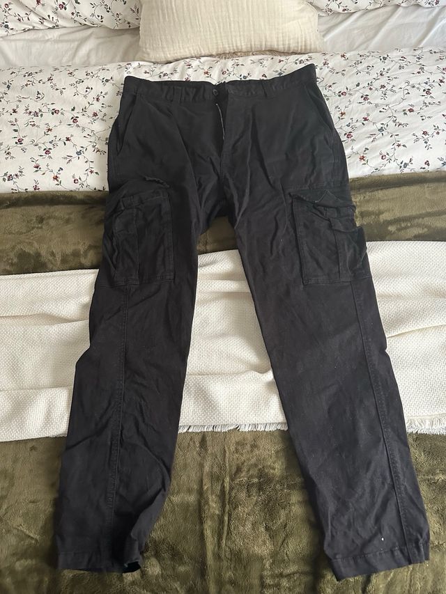 Pantalon Cargo Negro Zara