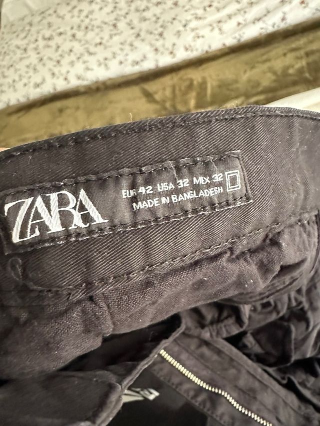 Pantalon Cargo Negro Zara