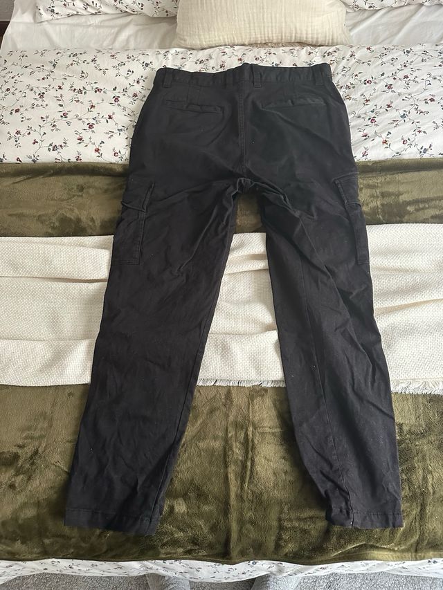 Pantalon Cargo Negro Zara