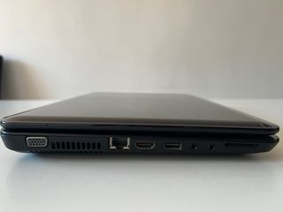 Ordenador HP 1000 1323LA
