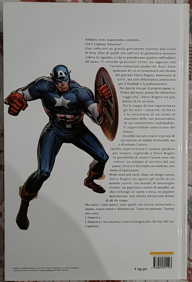 3 libri/fumetti grande formato Marvel - NUOVI