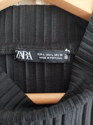 Camiseta canalé Zara