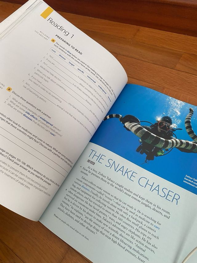 Pathways reading writing 2