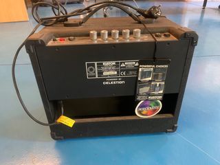 AMPLIFICADOR BAJO KUSTOM KBA16 16W
