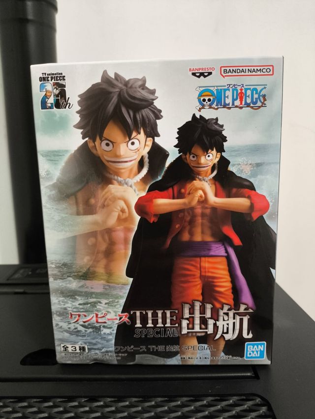 Action figure monkey d luffy 