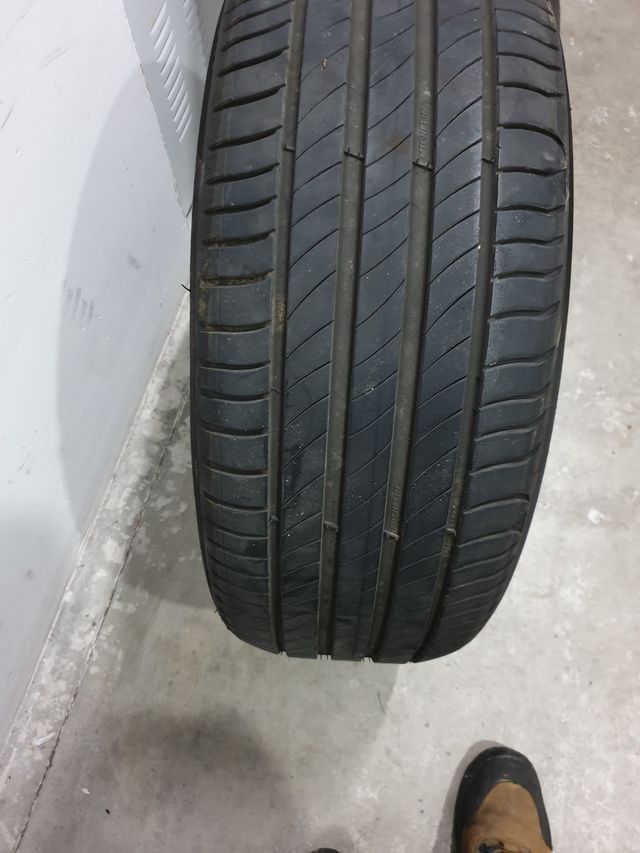 Neumáticos 225 55 17