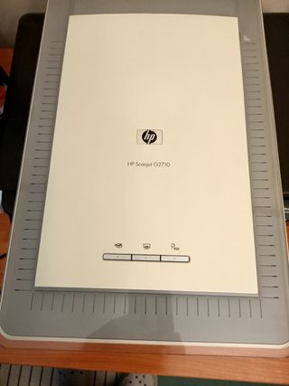 HP Scanjet  G2710