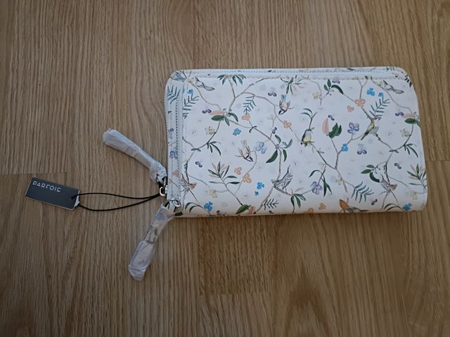 Bolso nuevo Parfois con etiqueta