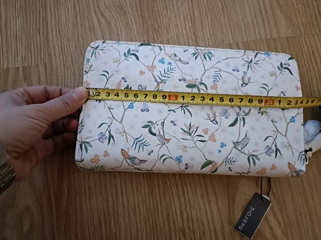 Bolso nuevo Parfois con etiqueta