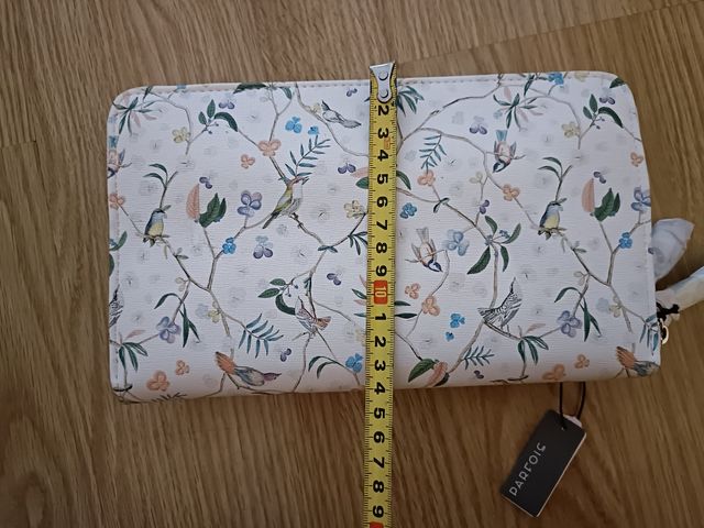 Bolso nuevo Parfois con etiqueta