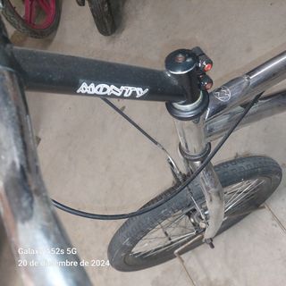 BICI TRIAL MONTY