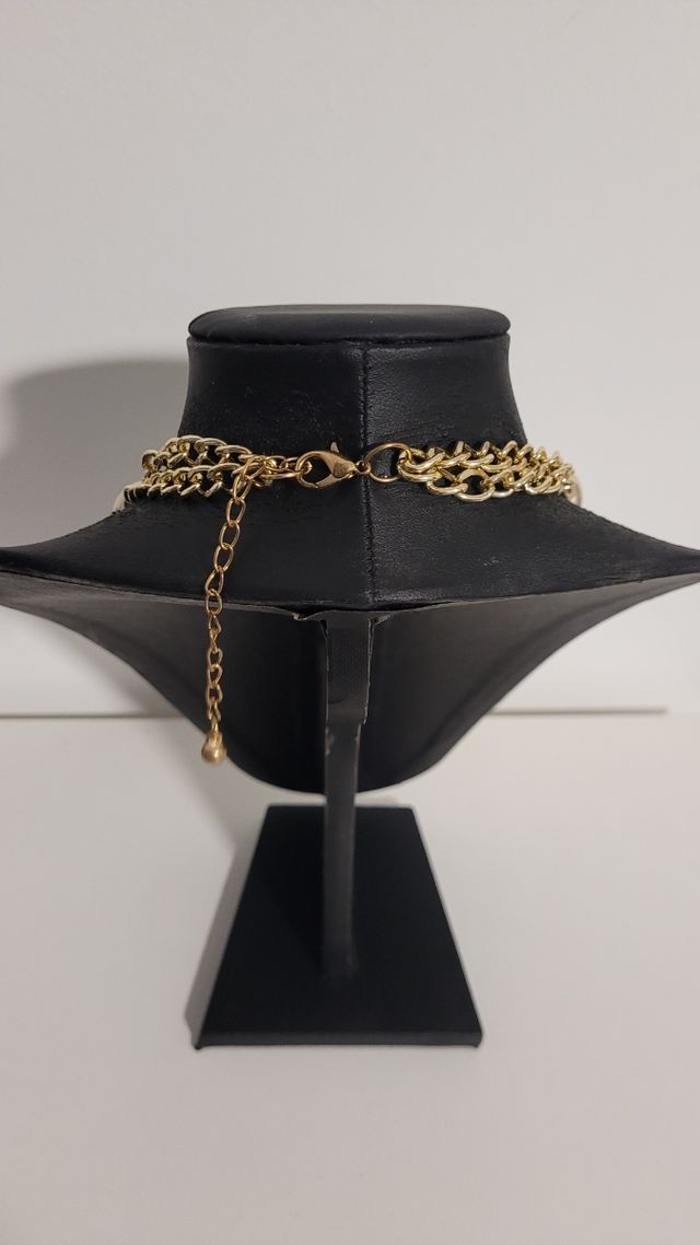 Collar