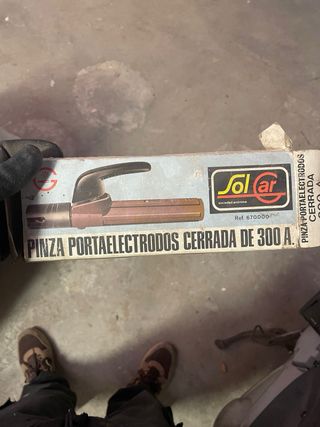 Pinza portaelectrodos