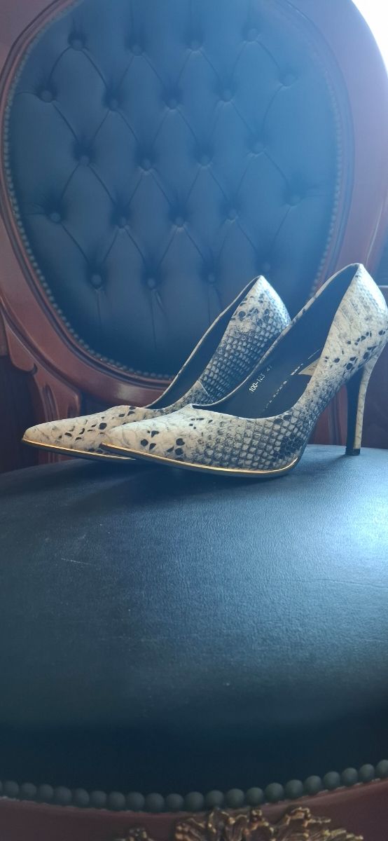 Salón Animal Print Blanco Y Negro Top Queens