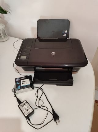 Impresora HP Deskjet 3050 y tinta negra