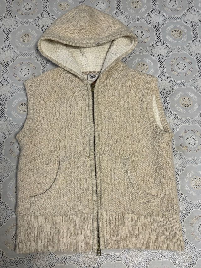 Gilet con cappuccio