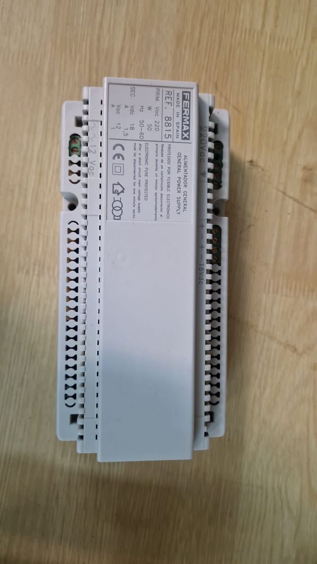 Alimentador Ref. 8815