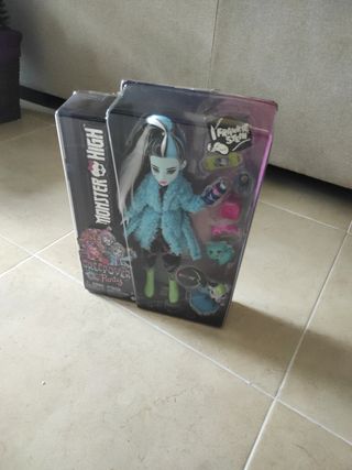Muñeca Monster 