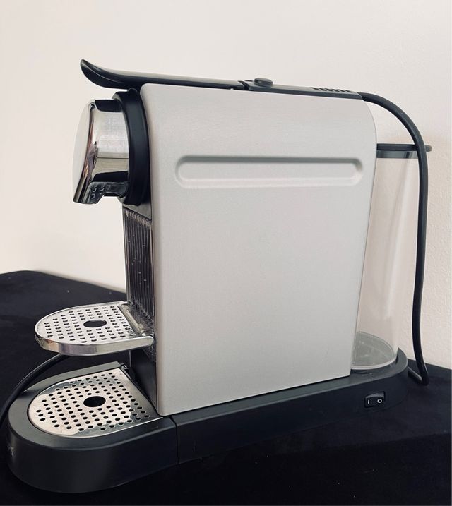 Cafetera NESCAFÉ
