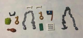 Lego pezzi di personaggi strumenti e utensili vari