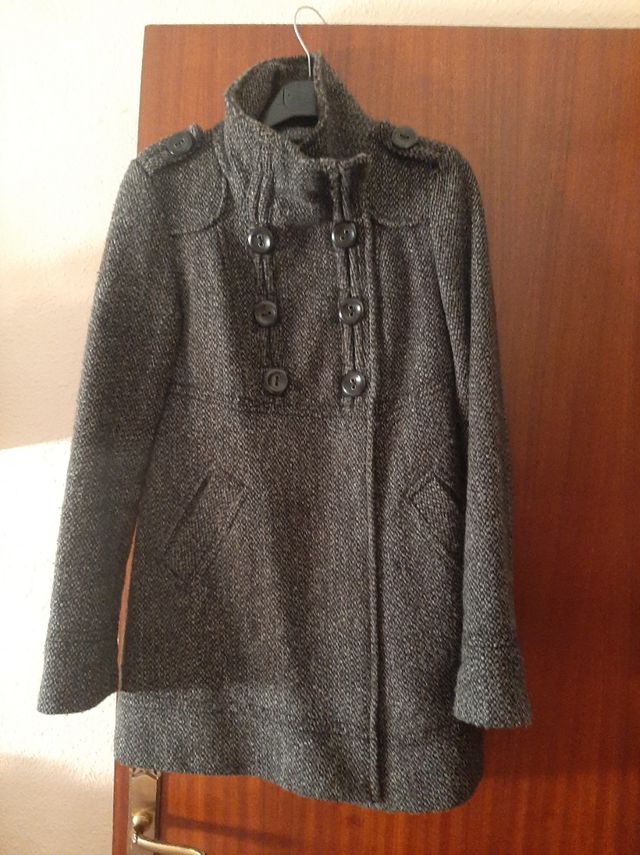 Chaqueton gris Bershka