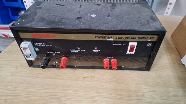 Convertidor 12VCC a 220VCA