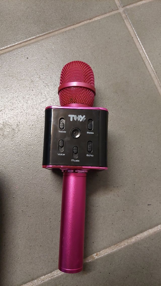 Micrófono Karaoke Bluetooth Rosa