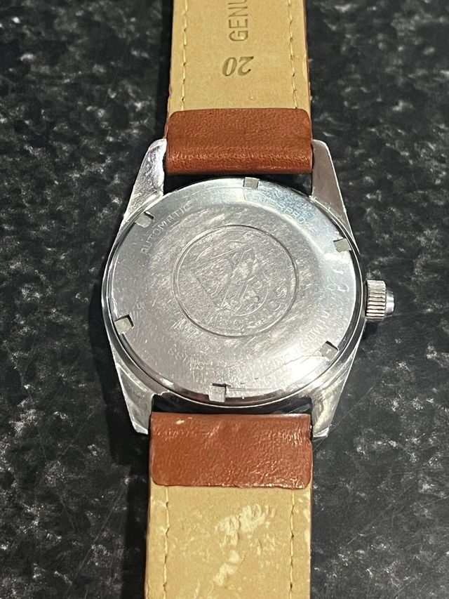 Reloj Technos Star chief 200m. Automatico.      