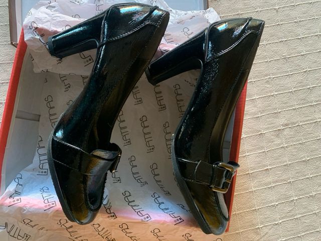 Zapato chrarol negro 37 LATINAS