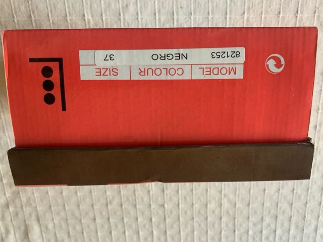 Zapato chrarol negro 37 LATINAS