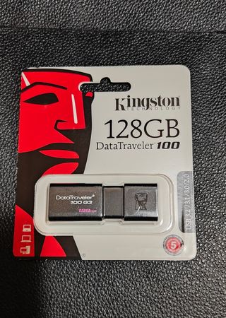 USB Kingston 128gb nuevo