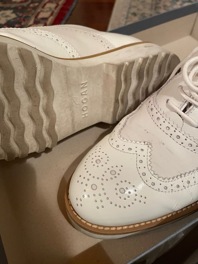 mocassino con lacci Hogan colore bianco laccato