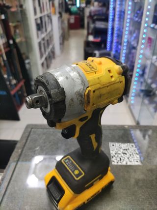 TALADRO DEWALT DCF922 (C)