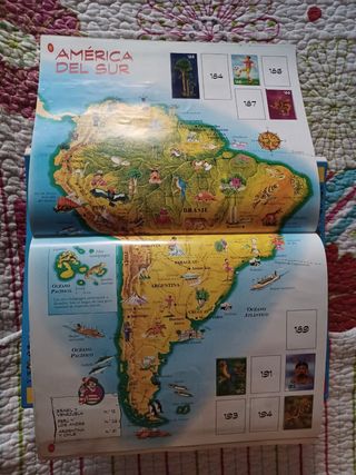 Archivador wally por el mundo antiguo