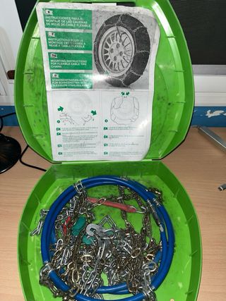 Cadenas para hielo y nieve de coche
