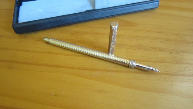 BOLIGRAFO BAÑO ORO AÑOS 60